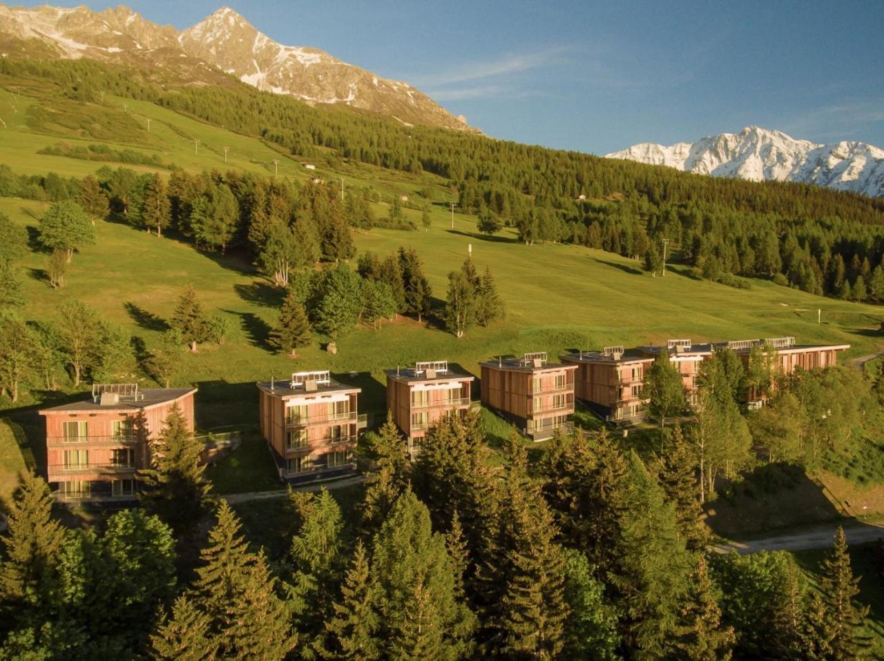 L'Aiguille Grive Chalets Hotel Les Arcs  Exterior photo